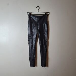 SPANX Faux Leather Leggings Size Medium